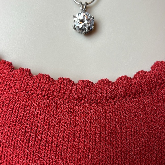 ❤️ST. JOHN KNIT RED KNIT TANK STYLE TOP SIZE MEDIUM❤️ - Picture 7 of 13